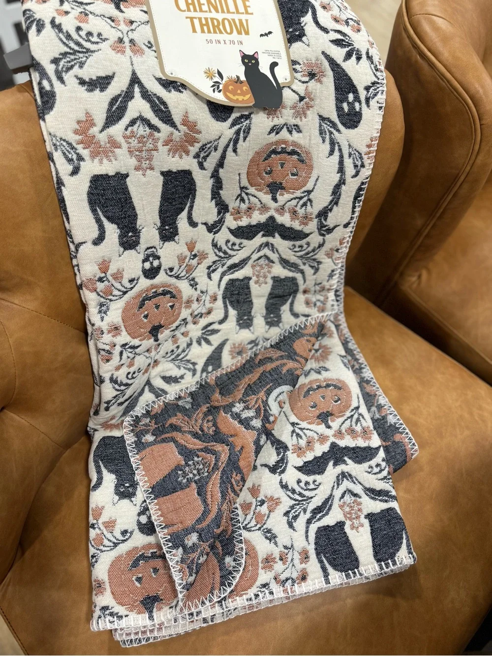 Halloween Jack-o'-Lantern Knit Throw Blanket - White, Black & Rust